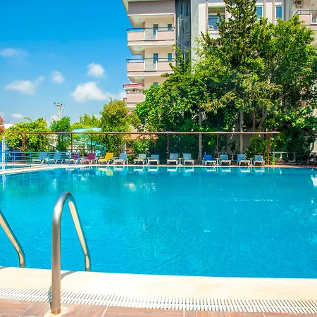 Grand Bahama 3*