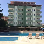 Grand Bahama 3* 阿拉尼亚