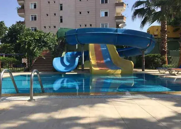 Grand Bahama Аланія