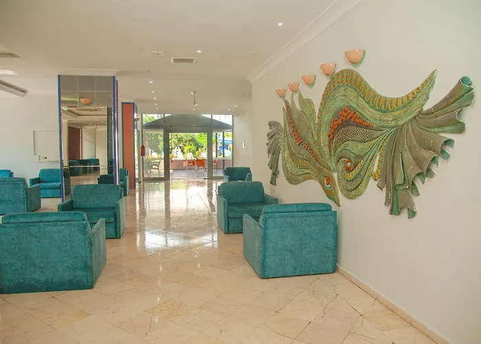 Grand Bahama Готель Аланія