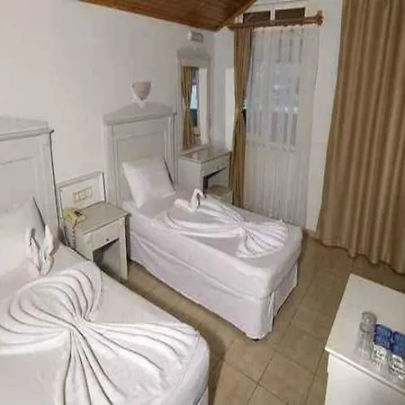 Отель Grand Bahama